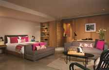 Двухместный Xhale Club люкс Romance с видом на гавань