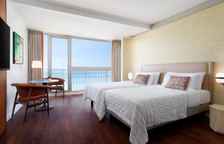 Двухместный номер Deluxe с балконом и с видом на море