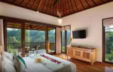 Вилла с бассейном с 2 спальнями