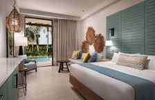 Двухместный полулюкс Resort Swim Up