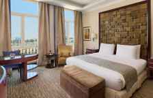 Двухместный номер клубный Royal с видом на город