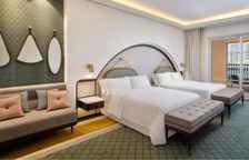 Четырёхместный номер Deluxe с видом на море