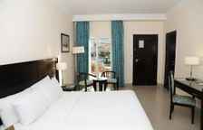 Двухместный номер Deluxe с видом на бассейн