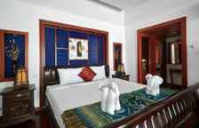 Вилла с видом на сад