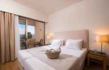 Двухместный номер Deluxe с частичным видом на море