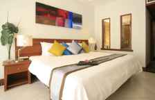 Двухместный номер Superior с частичным видом на море