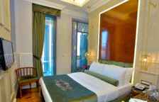 Двухместный номер Superior с балконом и с видом на море