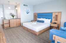 Двухместный номер Corner oceanfront