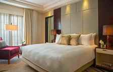 Двухместный клубный люкс Presidential c 1 комнатой с балконом и с видом на бассейн