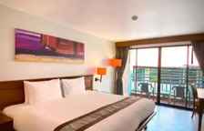 Двухместный номер Superior с частичным видом на море