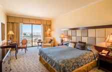 Двухместный номер Deluxe с частичным видом на море