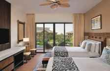 Четырёхместный номер с балконом и Resort view