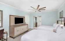 Студия с красивым видом из окна