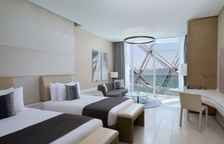 Двухместный номер Spectacular Race Track View с балконом