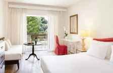 Двухместный номер Superior с балконом и с видом на сад