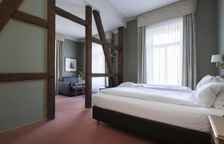 Двухместный полулюкс с балконом