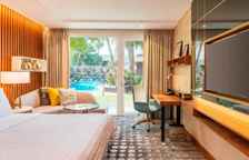 Двухместный номер Superior с видом на бассейн