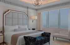 Двухместный люкс St Regis с частичным видом на море