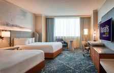 Четырёхместный номер Waterfront Tower High Floor с видом на город