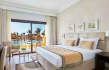 Двухместный семейный номер Deluxe с видом на сад