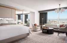 Двухместный полулюкс клубный с видом на город