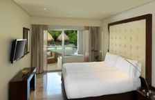 Двухместный полулюкс Swim Up The Reserve