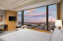 Двухместный номер Horizon Club Grand Premier с видом на озеро