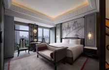 Двухместный номер Shanghai Bund View