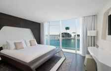 Двухместный люкс WOW c 1 комнатой с балконом и с видом на воду