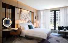 Двухместный люкс с видом на бассейн