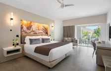 Двухместный полулюкс Allure Tropical View