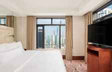 Двухместная студия Larger