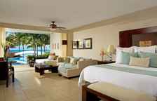 Двухместный полулюкс Swim Up с видом на океан