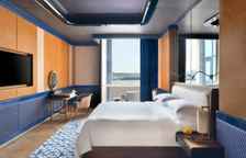 Двухместный клубный люкс The Cobalt c 1 комнатой с балконом и с видом на бассейн