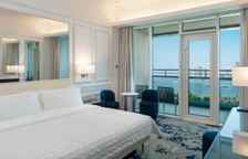 Двухместный номер Deluxe с балконом и с видом на море