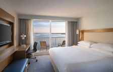 Четырёхместный люкс 1 Bedroom 2 room с балконом и waterfront