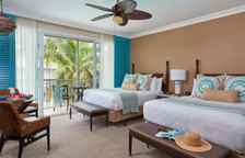 Четырёхместный номер Standard с красивым видом из окна