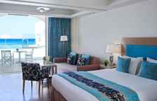 Люкс with Private Heated Pool Spa с 2 комнатами seafront