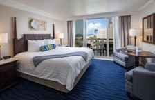 Двухместный номер с балконом и с тропическим видом