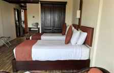 Одноместный номер Standard с видом на бассейн