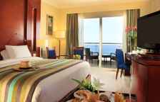 Двухместный номер с видом на бассейн