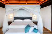 Четырёхместный люкс вилла Overwater с 2 комнатами с видом на океан