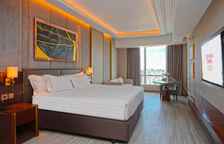 Двухместный полулюкс with Ratchaprasong view