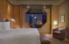 Двухместный клубный люкс Premier с видом на Marina Bay