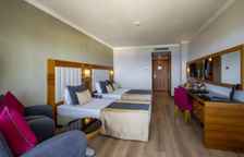 Номер Standard с видом на окрестности