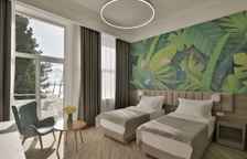 Номер Комфорт с балконом и с видом на море