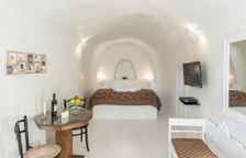 Двухместный полулюкс Cave Nest