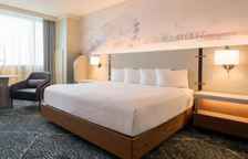 Двухместный номер Waterfront Tower High Floor с видом на залив