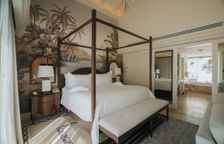 Двухместный полулюкс Luxury Pool