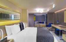 Двухместный люкс Corner Cool c 1 комнатой с видом на город